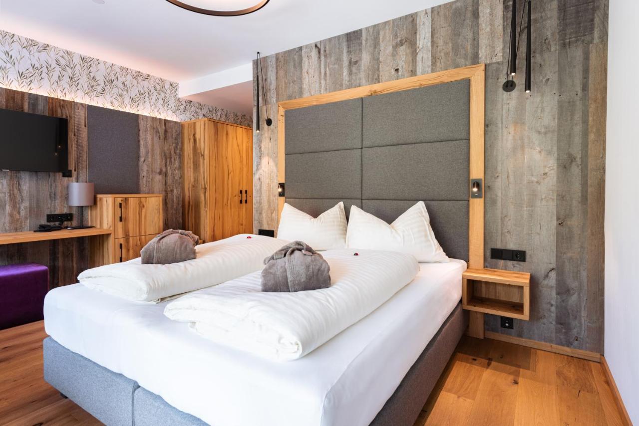 Hotel Lohningerhof Maria Alm am Steinernen Meer Ruang foto