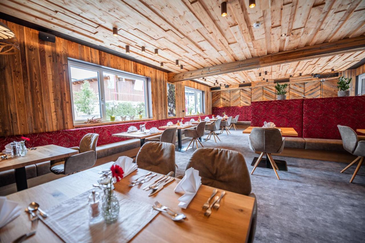 Hotel Lohningerhof Maria Alm am Steinernen Meer Bagian luar foto
