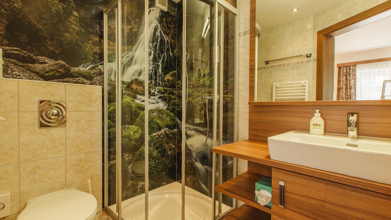 Hotel Lohningerhof Maria Alm am Steinernen Meer Ruang foto