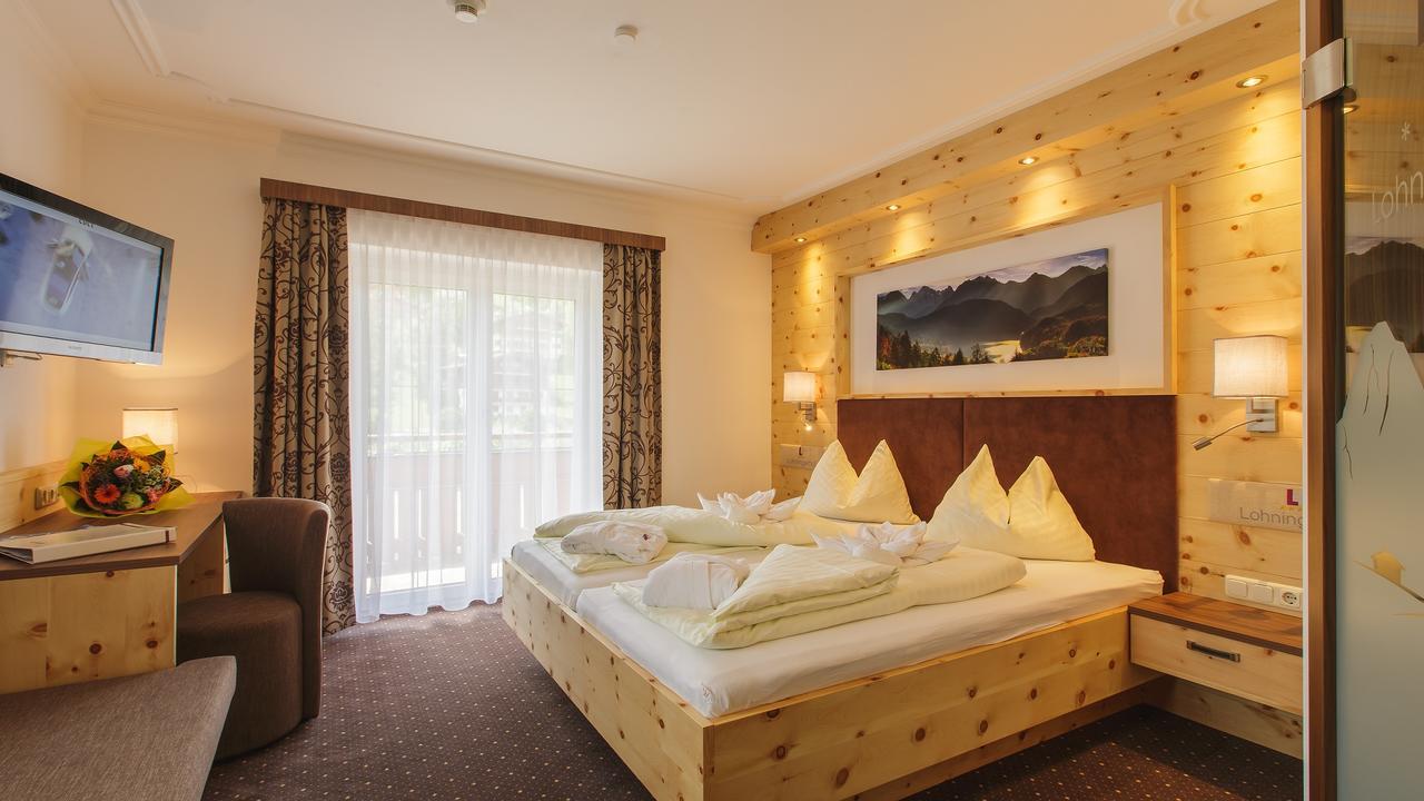 Hotel Lohningerhof Maria Alm am Steinernen Meer Ruang foto